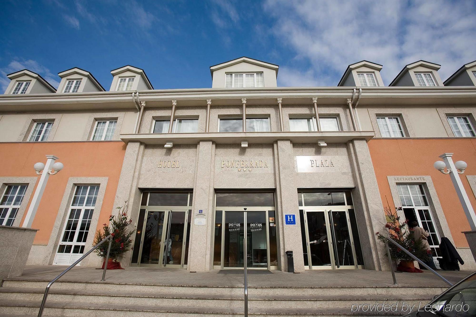 Hotel Ponferrada Plaza Exteriér fotografie